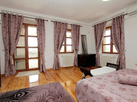 Prodaja, kuća, 480m², Reževići, Budva - image 29