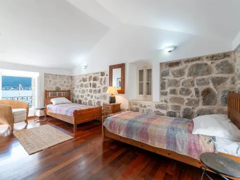 Sale, house, 160m², Perast, Kotor - image 14