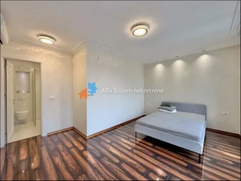 Rent, house, 510m², Banovo Brdo, Beograd - image 10