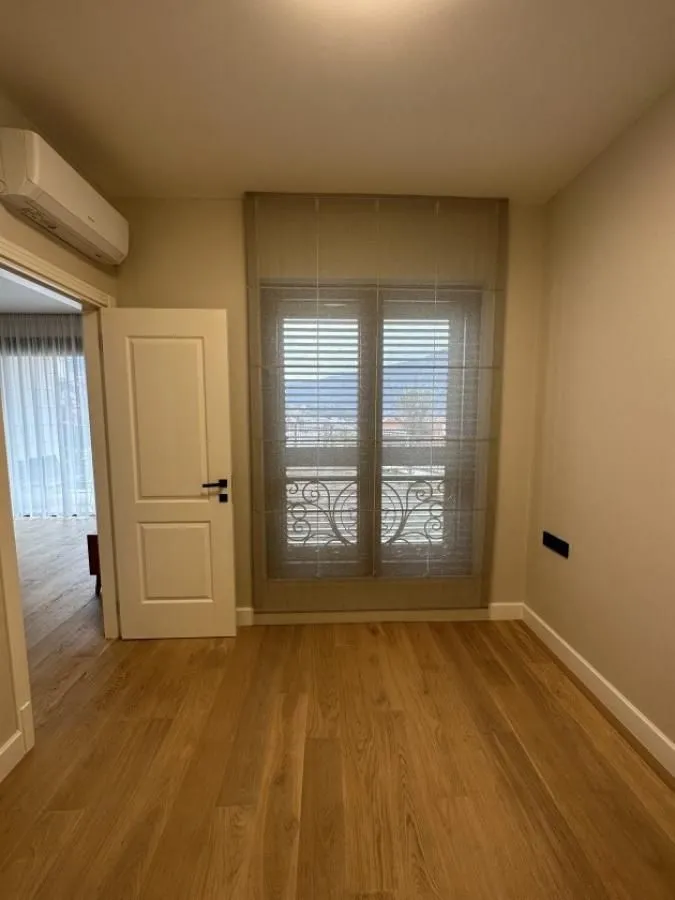 Rent, two bedroom apartment, 60m², Kotor, Crna Gora