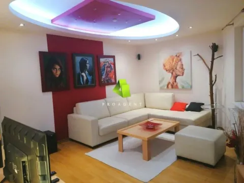 Rent, three bedroom apartment, 81m², Palilula, Niš - image 1