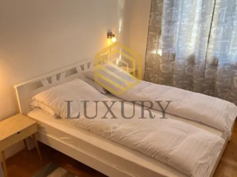 Izdavanje, jednosoban stan, 47m², Centar, Tivat - image 3