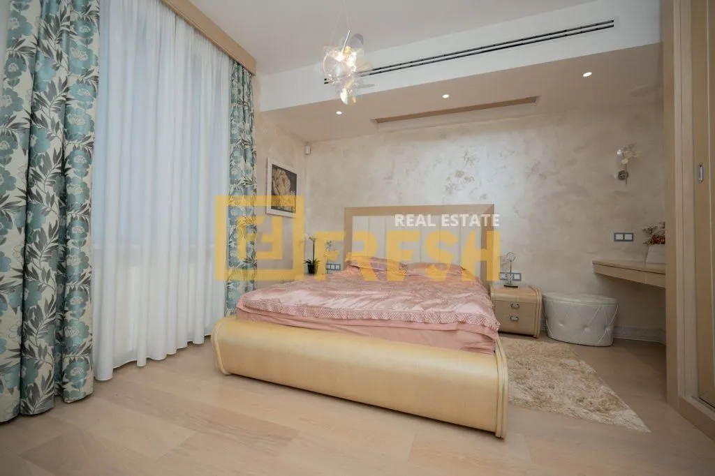 Prodaja, kuća, 300m², Tivat, Crna Gora