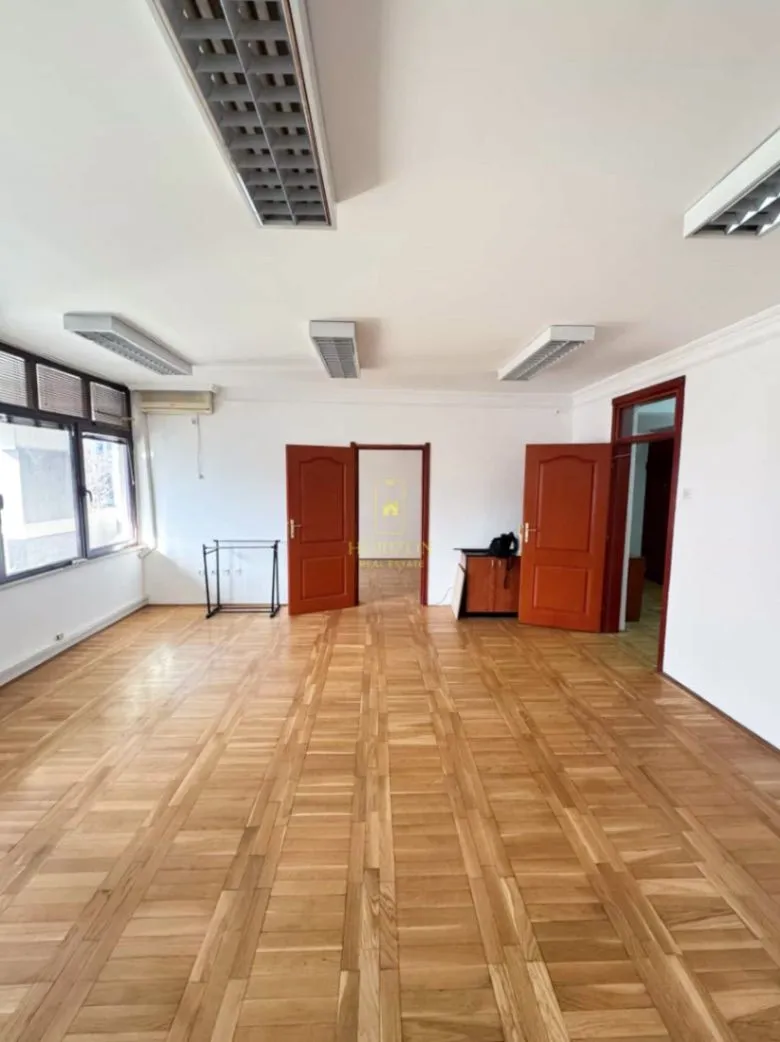 Izdavanje, poslovni prostor, 92m², Preko Morače, Podgorica