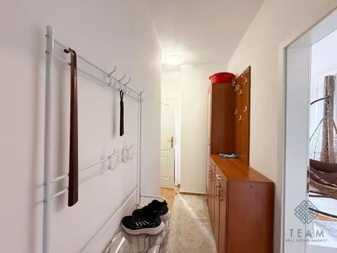 Prodaja, jednosoban stan, 41m², Stari Aerodrom, Podgorica - image 9