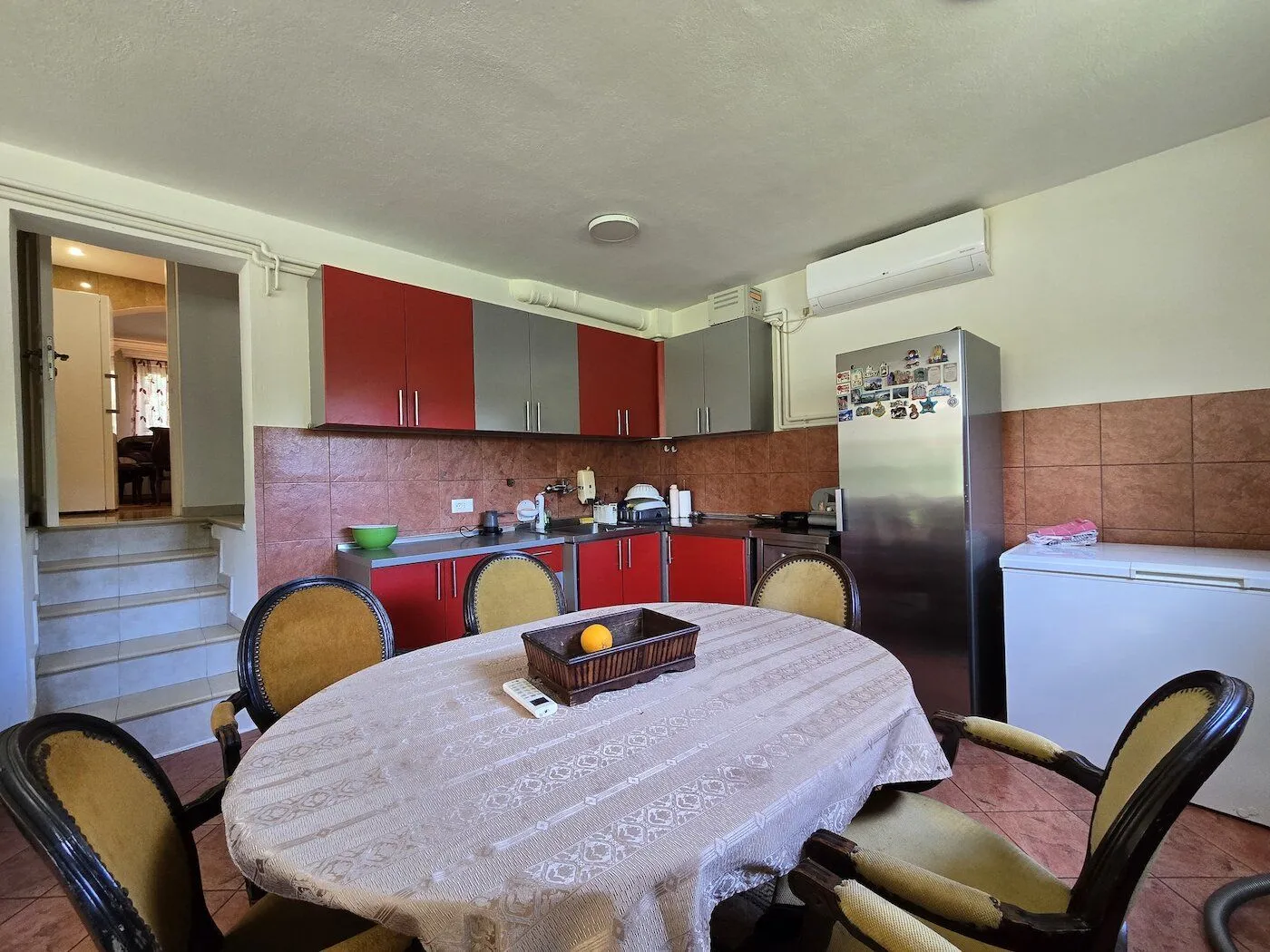 Prodaja, kuća, 180m², Zlatica, Podgorica