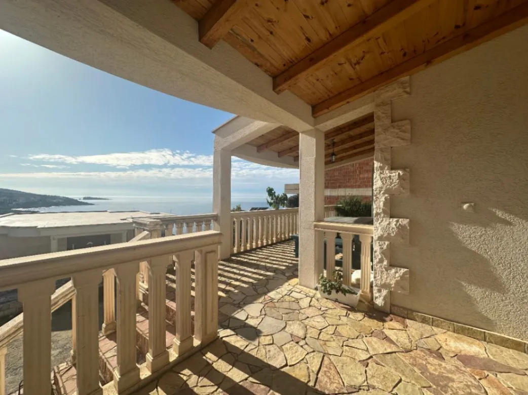 Prodaja, kuća, 164m², Utjeha, Bar