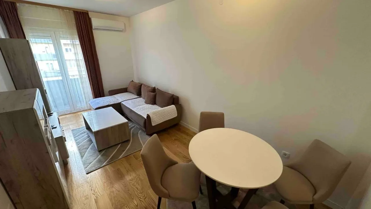 Izdavanje, stan, 42m², Podgorica, Crna Gora