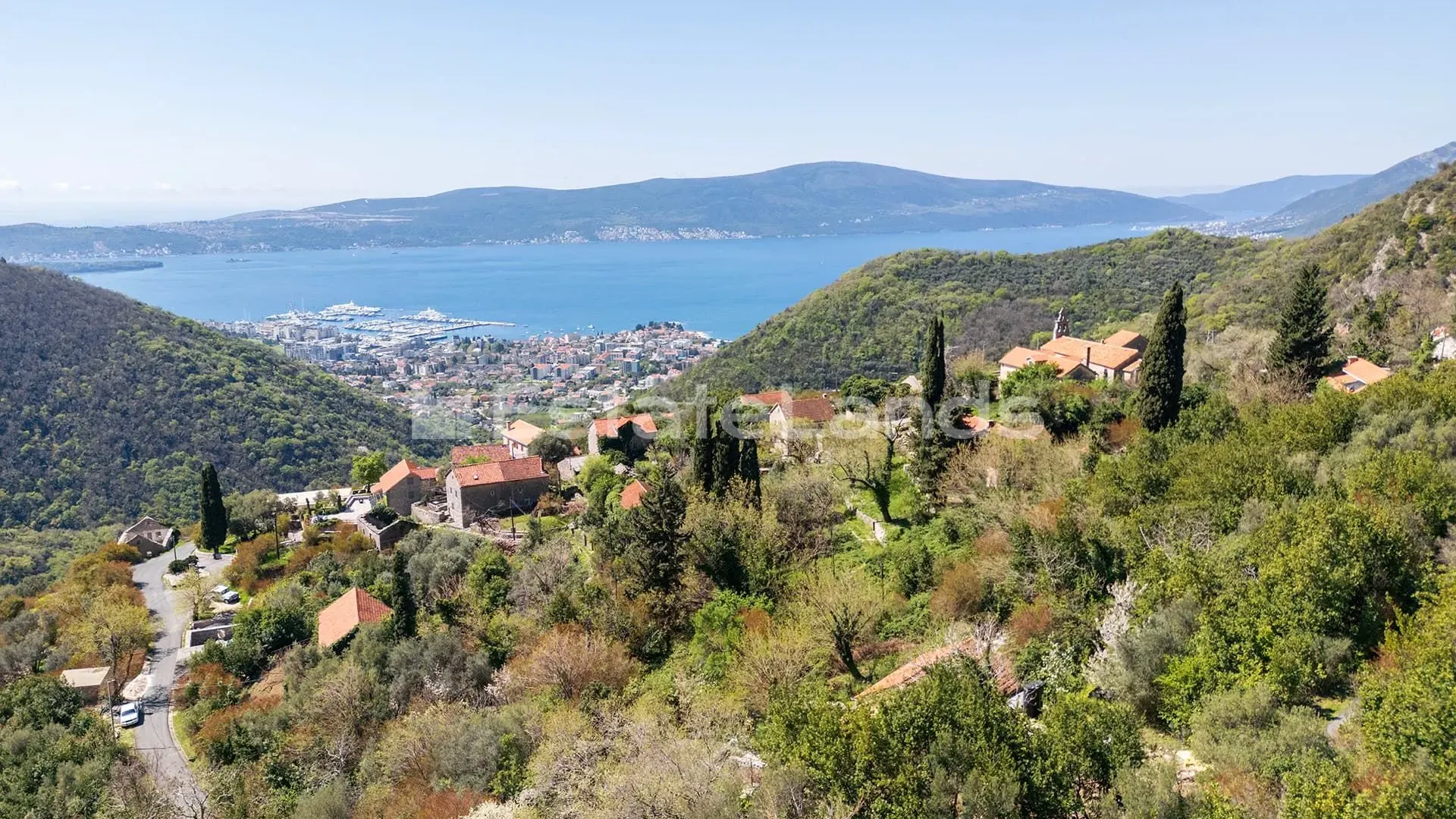 Prodaja, plac, 347m², Donja Lastva, Tivat