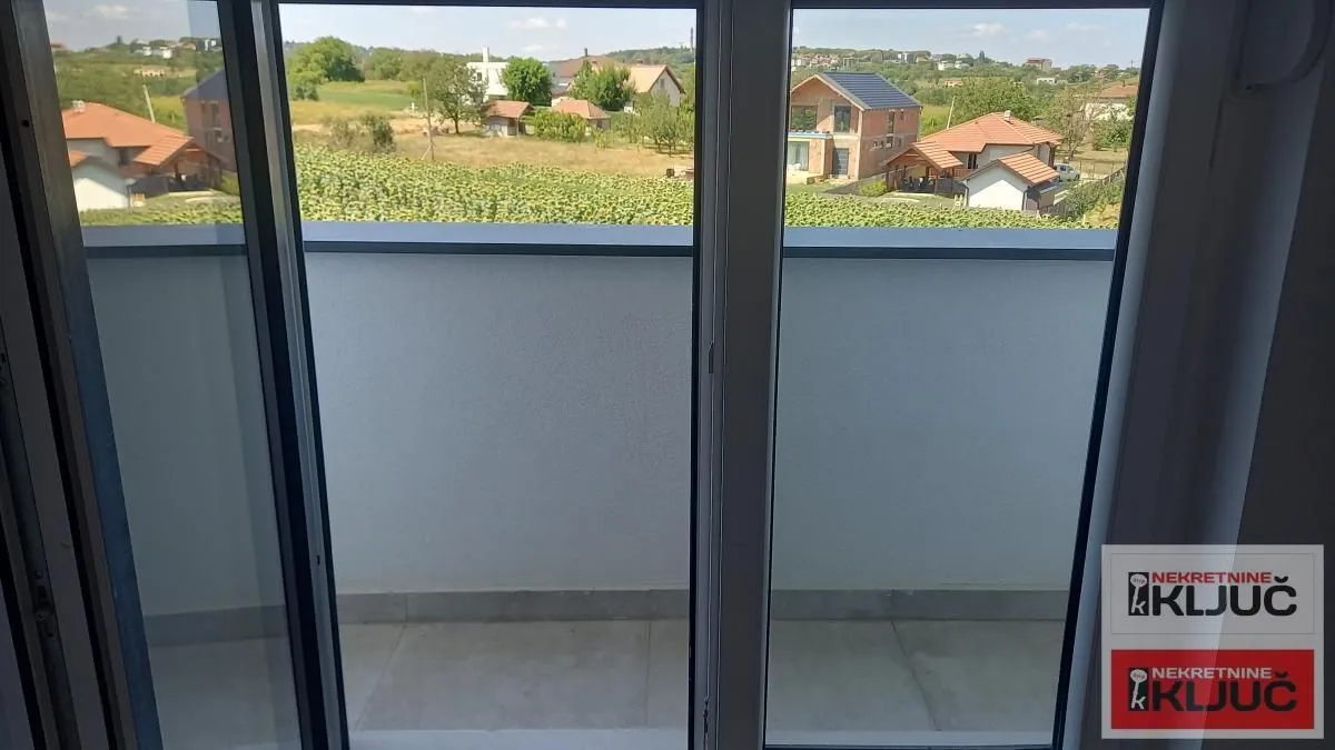 Prodaja, četvorosoban stan, 70m², Sremska Kamenica, Petrovaradin