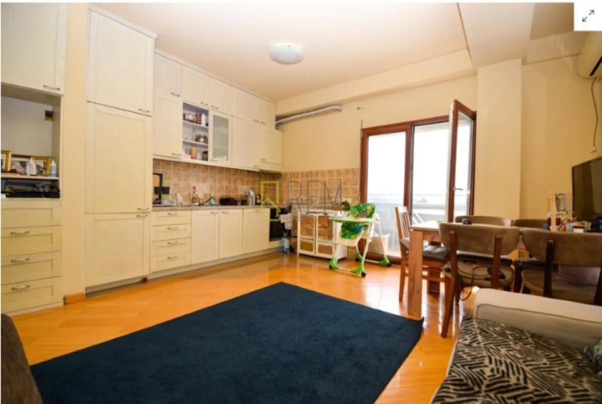 Prodaja, dvosoban stan, 64m², Stari Aerodrom, Podgorica
