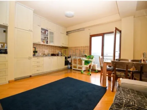 Prodaja, dvosoban stan, 64m², Stari Aerodrom, Podgorica - image 2