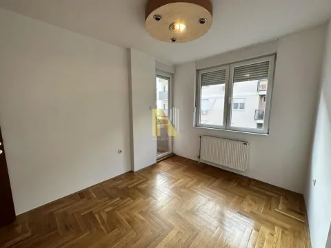 Izdavanje, jednosoban stan, 45m², Podbara, Novi Sad Sve Podlokacije - image 4