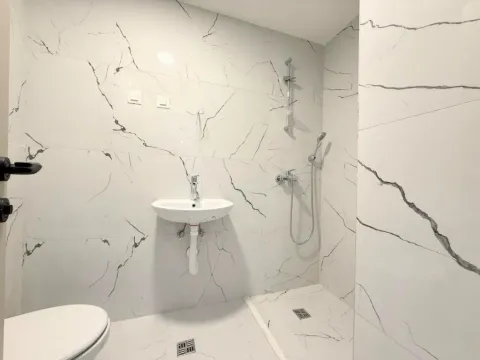 Sale, one bedroom apartment, 38m², Zabjelo, Podgorica - image 5