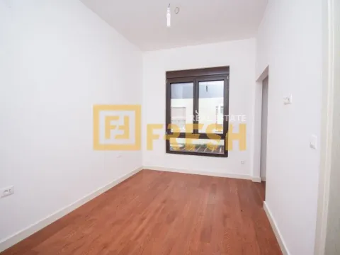 Prodaja, trosoban stan, 132m², Gornja Gorica, Podgorica - image 8