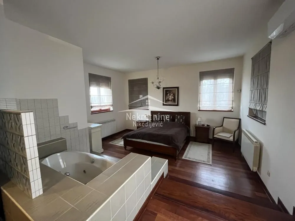 Sale, apartment, 220m², Savski Venac, Beograd
