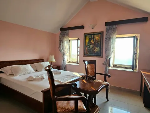 Rent, house, 350m², Blizikuće, Budva - image 7