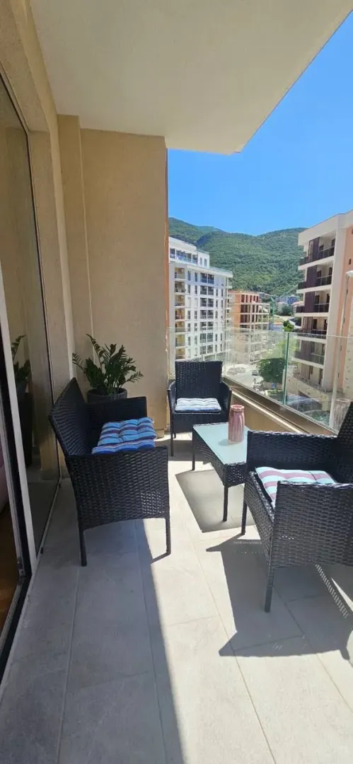 Sale, one bedroom apartment, 59m², Bečići, Budva
