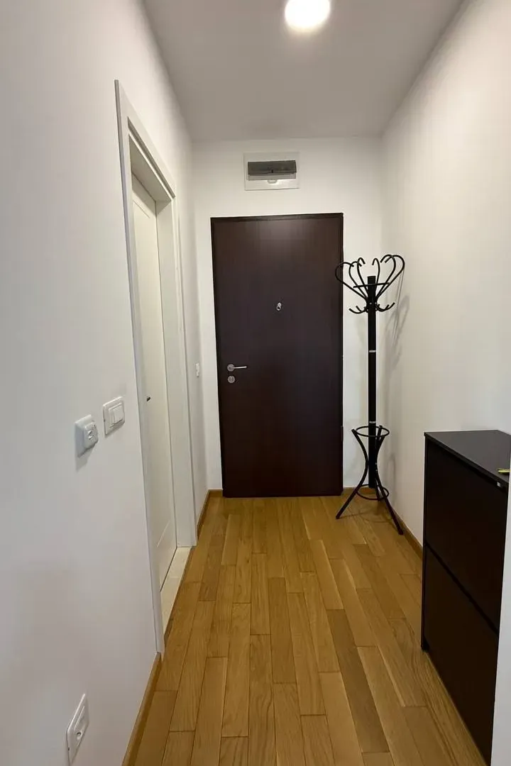 Rent, one bedroom apartment, 55m², Bečići, Budva