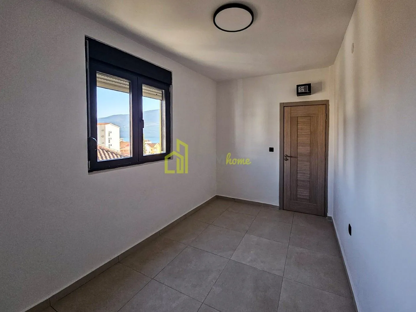 Prodaja, jednosoban stan, 45m², Đenovići, Herceg Novi