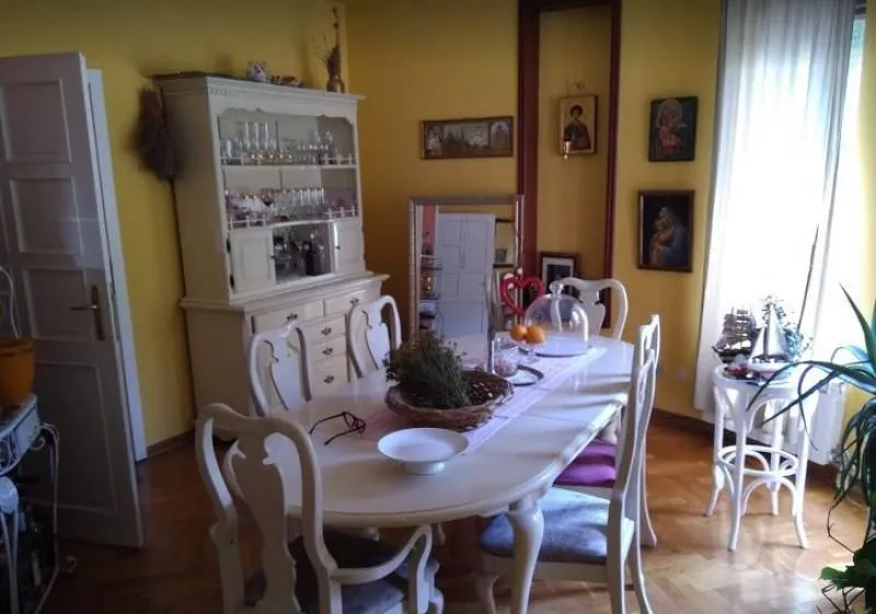 Izdavanje, kuća, 390m², Savski Venac, Beograd