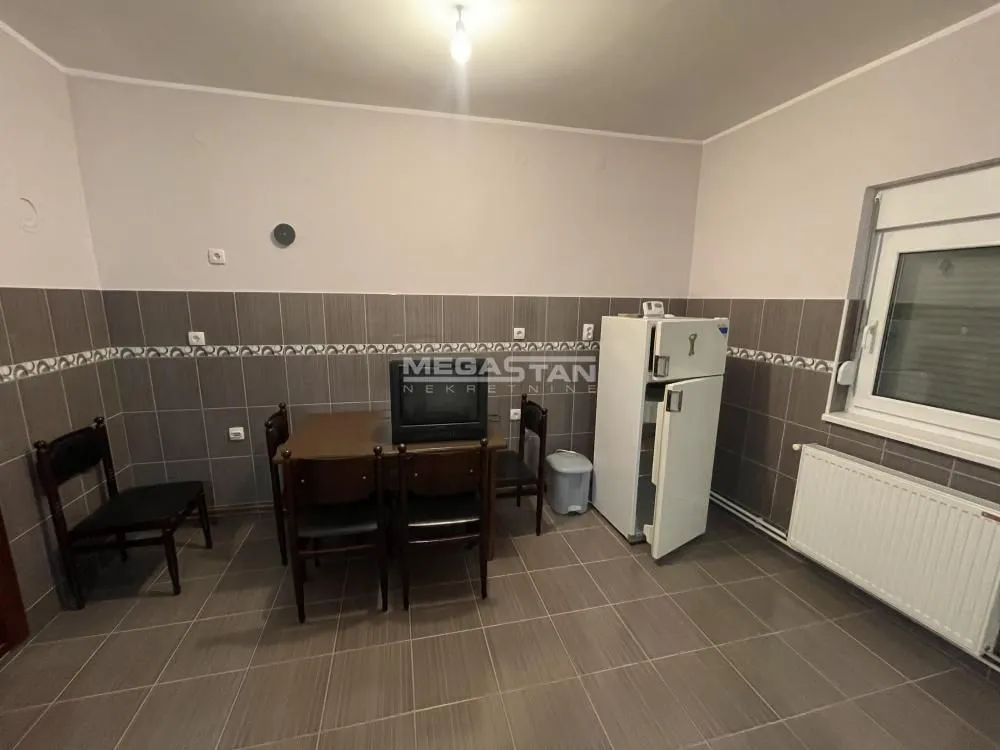 Prodaja, kuća, 363m², Centar, Zrenjanin