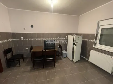 Prodaja, kuća, 363m², Centar, Zrenjanin - image 13