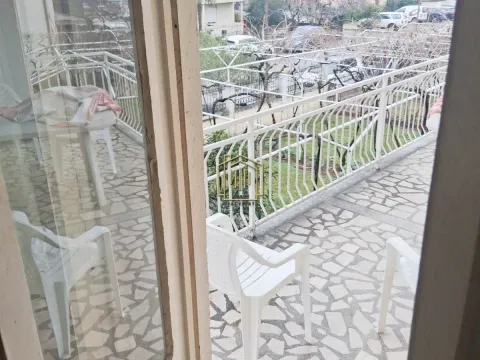 Izdavanje, dvosoban stan, 108m², Stari Aerodrom, Podgorica - image 9