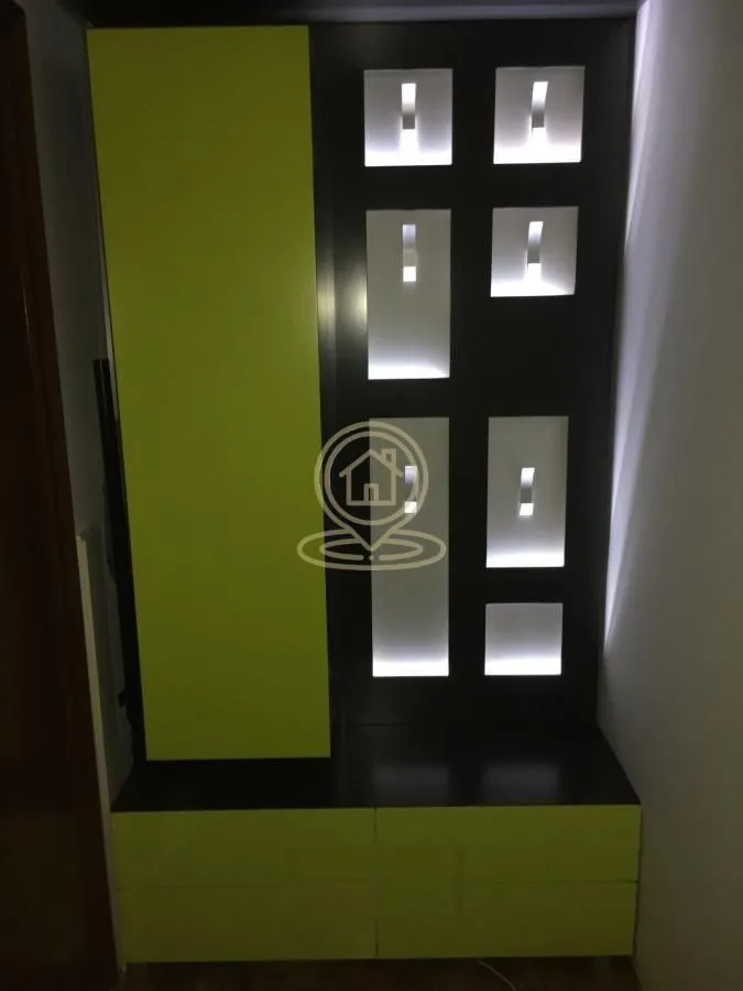 Izdavanje, jednosoban stan, 36m², Đeram Pijaca, Beograd