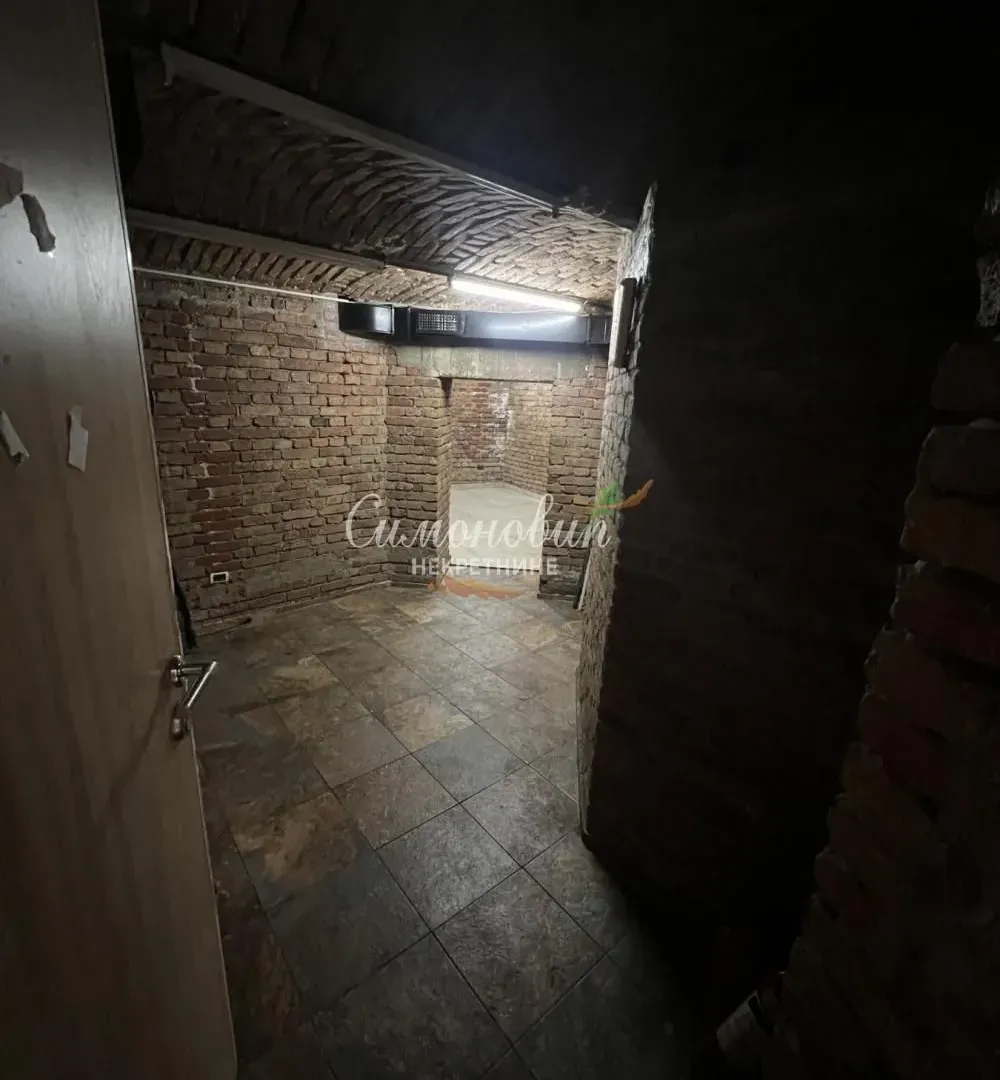 Sale, office space, 82m², Stari Grad, Beograd