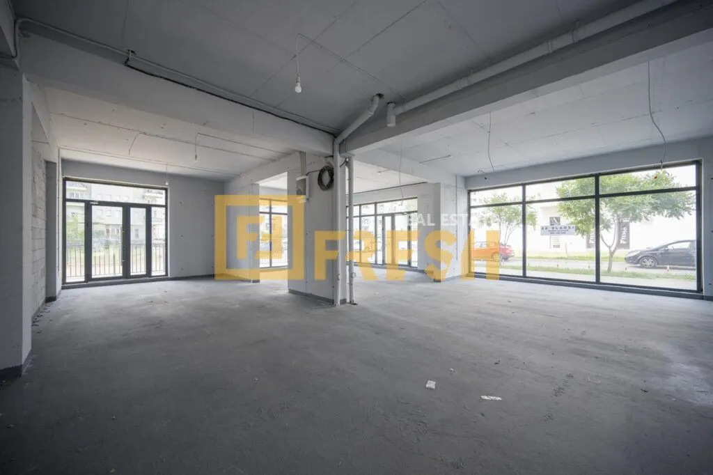 Rent, office space, 150m², Stari Aerodrom, Podgorica