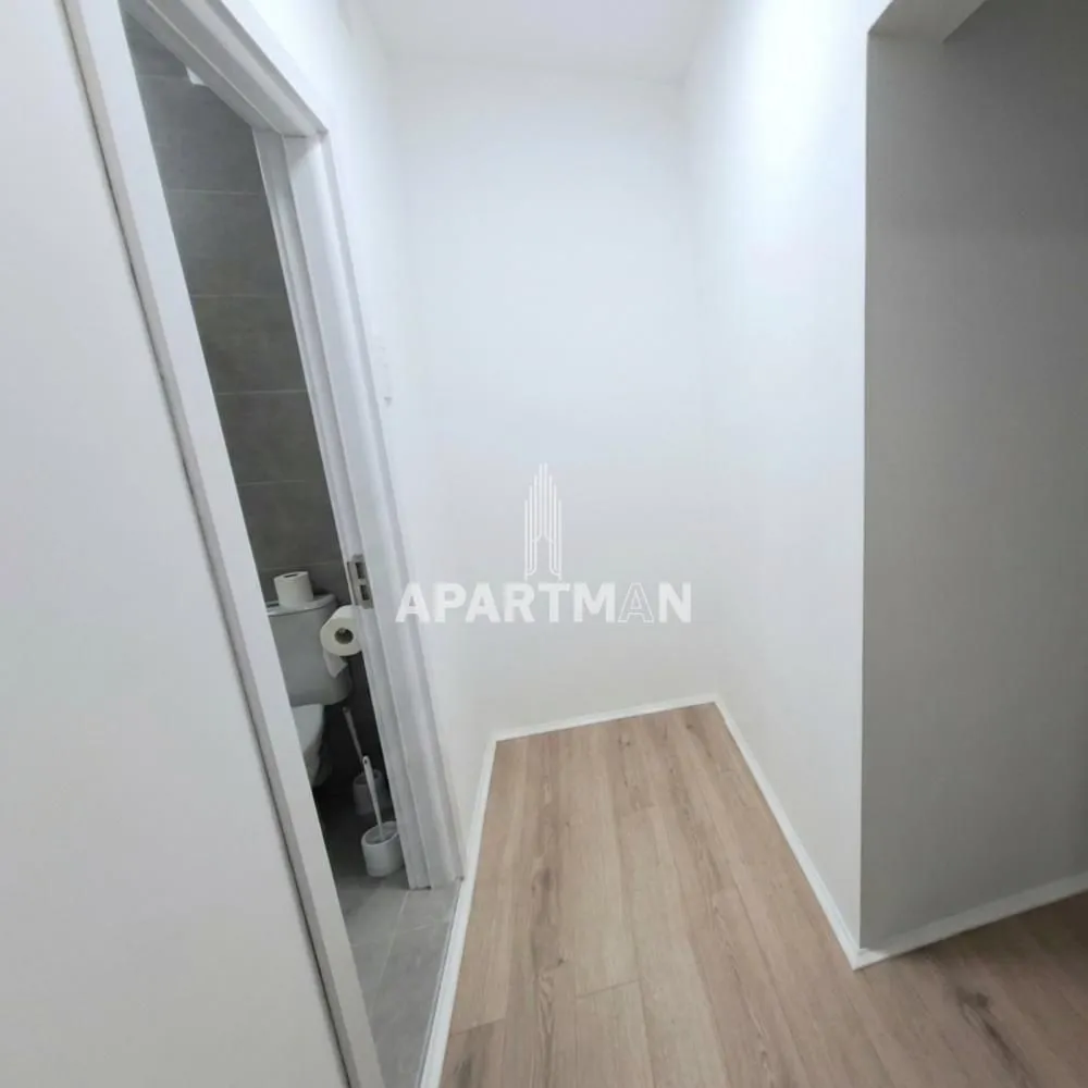 Prodaja, dvosoban stan, 48m², Stari Merkator, Novi Beograd Sve Podlokacije