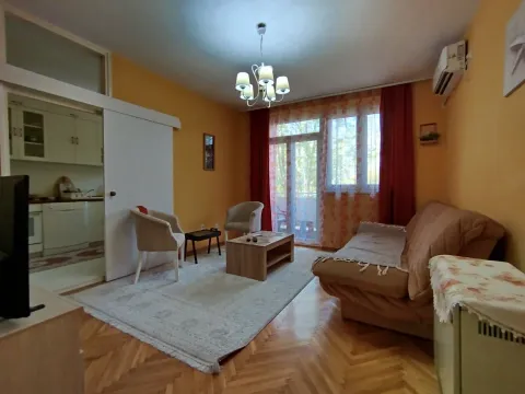 Izdavanje, stan, 48m², Preko Morače, Podgorica