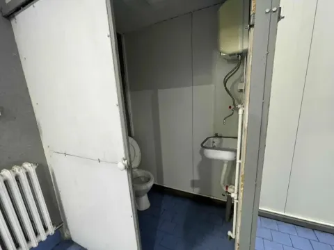 Rent, office space, 70m², Resnik, Beograd - image 4