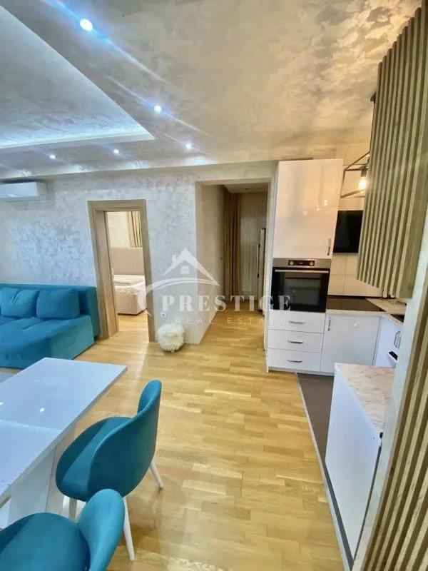 Rent, three bedroom apartment, 100m², Stari Aerodrom, Podgorica