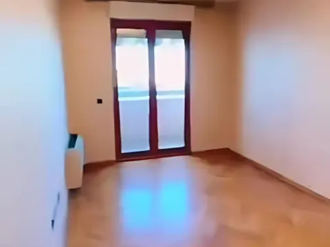 Prodaja, stan, 365m², Podgorica, Crna Gora - image 8