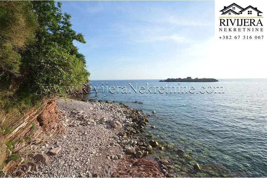 Sale, two bedroom apartment, 56m², Sveti Stefan, Budva