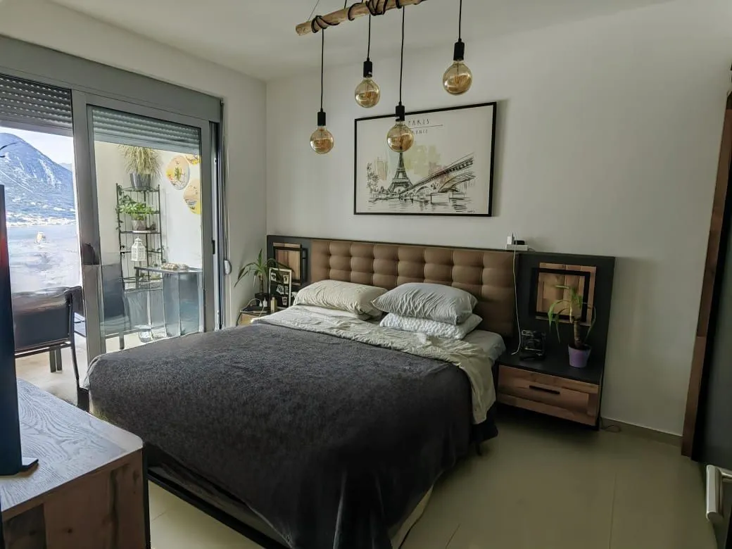 Prodaja, stan, 52m², Kotor, Crna Gora