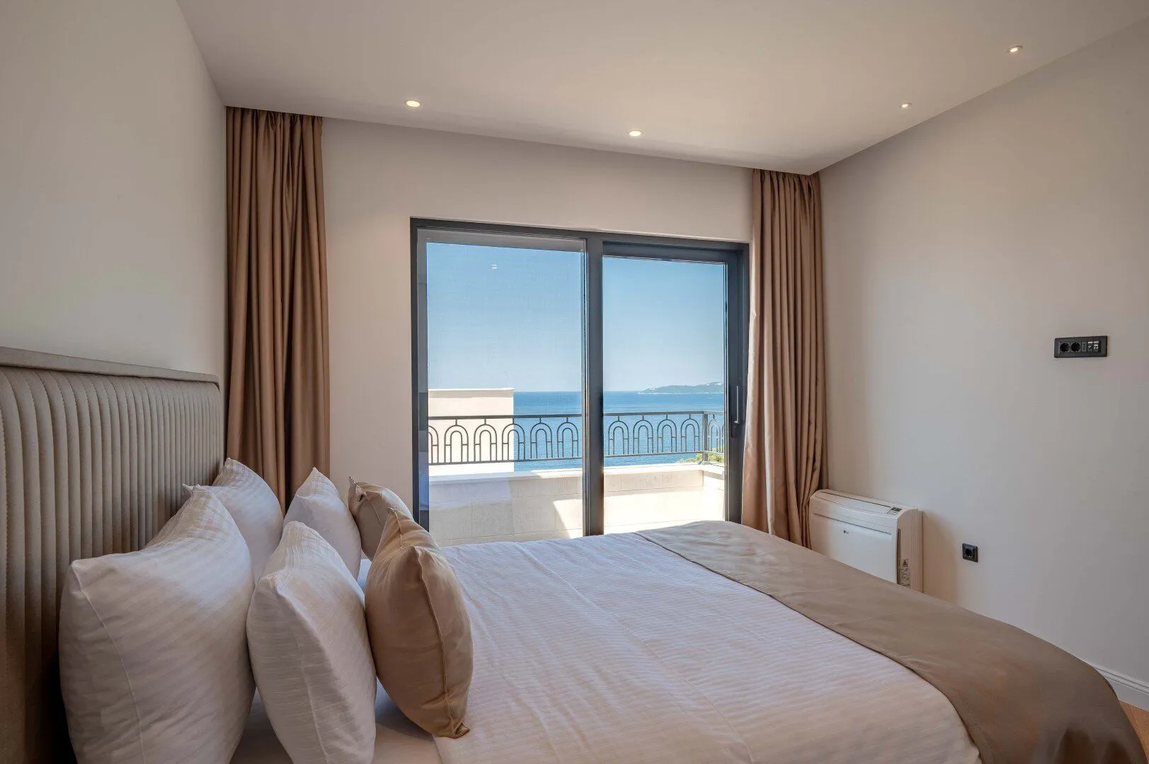Prodaja, kuća, 318m², Budva, Crna Gora