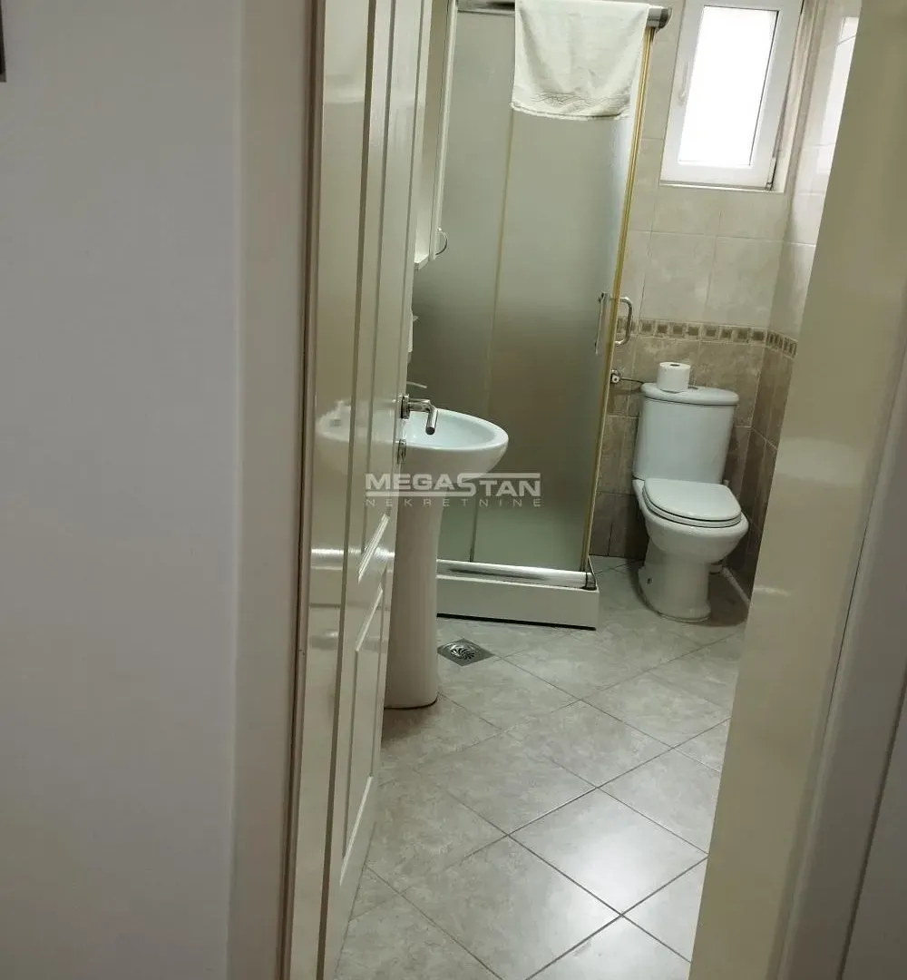 Prodaja, kuća, 304m², Banja Koviljača, Loznica