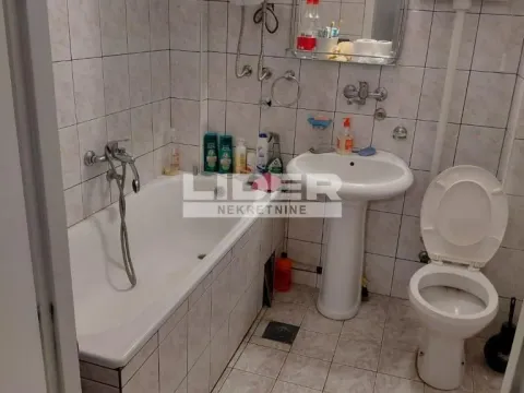 Izdavanje, dvosoban stan, 71m², Novi Beograd Blok 1 Fontana, Novi Beograd Sve Podlokacije - image 9