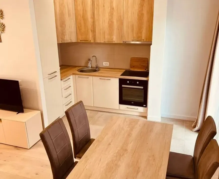 Rent, one bedroom apartment, 72m², Tivat, Crna Gora