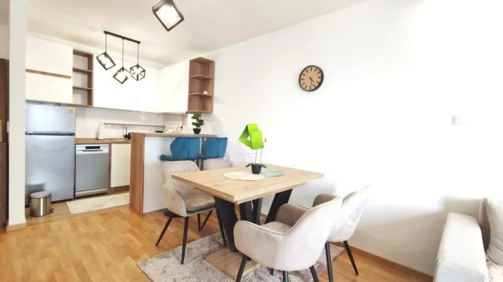 Rent, one bedroom apartment, 44m², Medijana, Niš