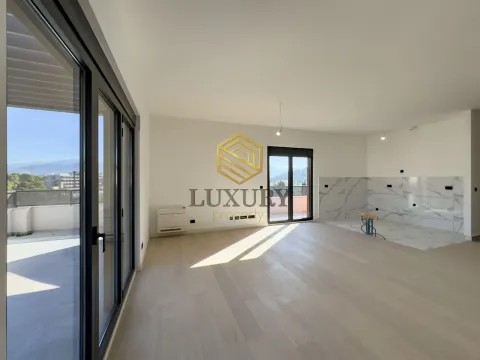 Prodaja, dvosoban stan, 125m², Krivi Most, Podgorica - image 7