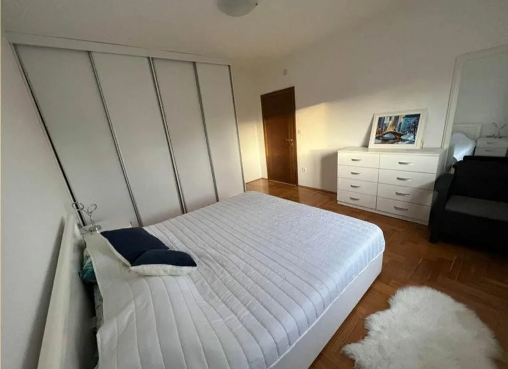 Rent, two bedroom apartment, 130m², Donja Gorica, Podgorica