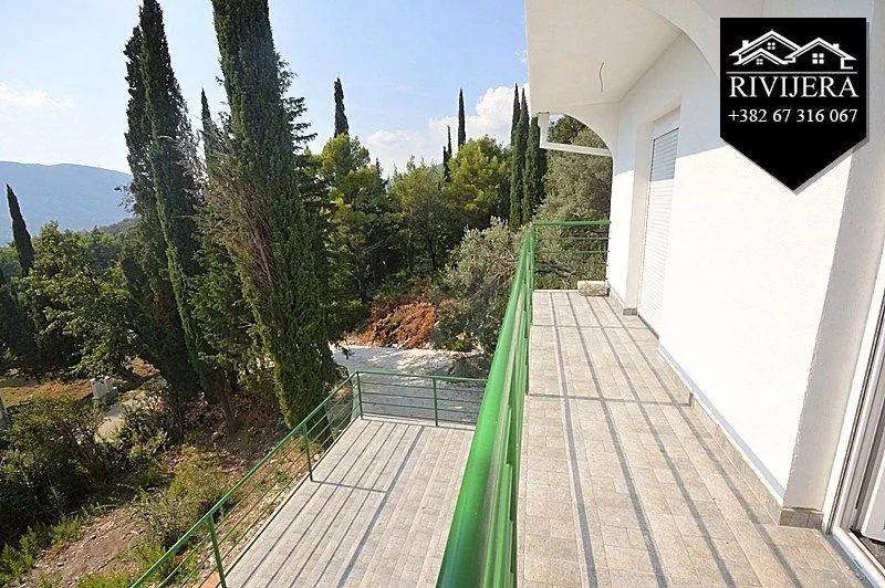 Prodaja, kuća, 450m², Mojdež, Herceg Novi