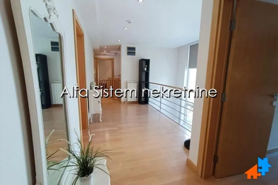 Rent, house, 320m², Savski Venac, Beograd