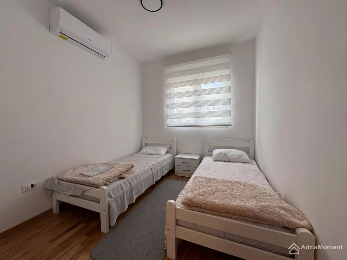 Prodaja, dvosoban stan, 60m², Bečići, Budva