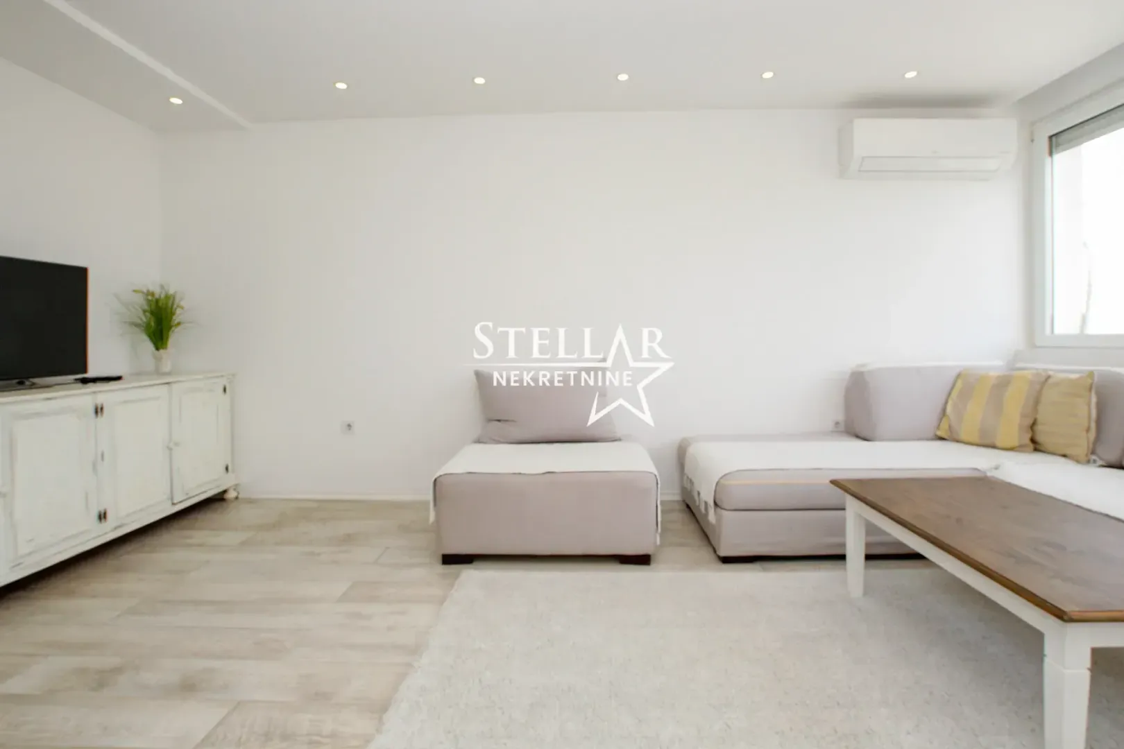 Rent, two bedroom apartment, 73m², Preko Morače, Podgorica