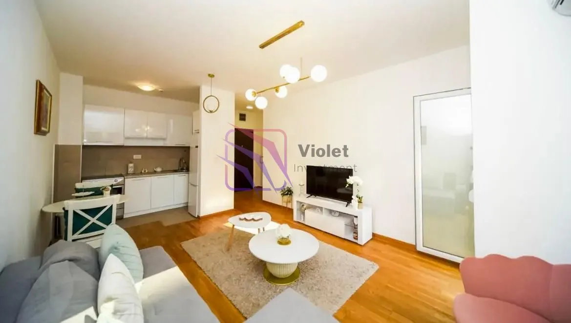Rent, one bedroom apartment, 43m², City Kej, Podgorica